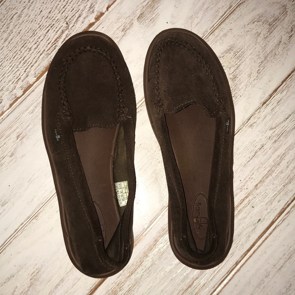 Sanuks